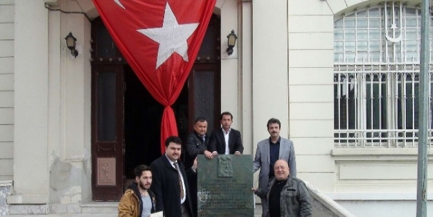 Ünlü Şairin Şiirinin Yazılı Olduğu Mermer Havran’ın En Gözde Yerine Konulacak