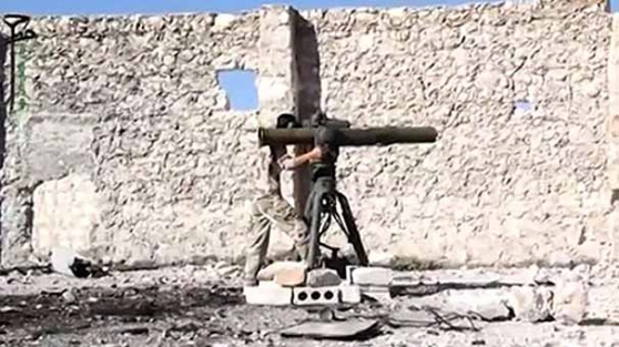 ABD'nin eğittiği gruplar El Kaide'ye teslim oldu