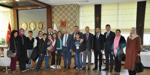 Başkan Baran Geleceğin Yıldızlarını Ağırladı