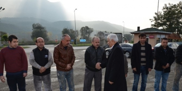 Cumayanı Sanayi Sitesi 16  Yıldır Dua Geleneğini Sürdürüyor