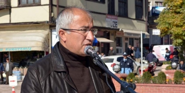 Tavşanlı Belediyesi 1 Günde 30 Bin Kişiye Aşure İkram Etti