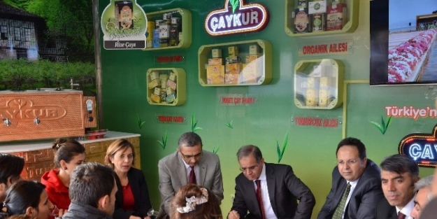 Vali Tapsız, Aşure Programına Katıldı