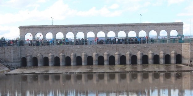 Beyşehir’de “100.yılında Tarihi Taşköprü” Konferansı