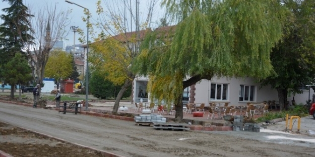 Tavşanlı’da Öğretmenler Bahçesi