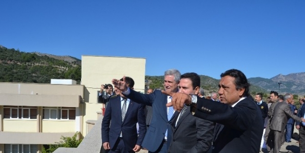 Çü Kozan İşletme Fakültesi 31 Öğrenci İle Akademik Yıla Başladı