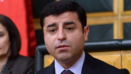 Ankara uçağında Demirtaş kavgası