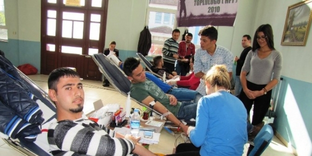 Myo Öğrencilerinden Kan Bağışına Destek