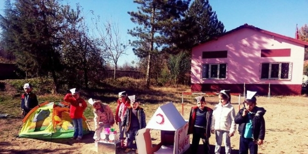 Miniklerin Kızılay Etkinliği