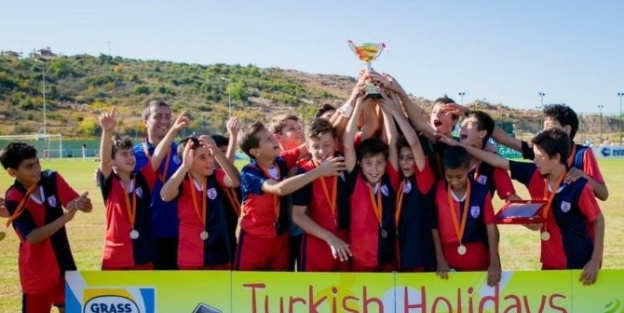 Altınordu’nun Minikleri Son Şampiyon