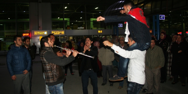 Böyle olur Türk'ün asker eğlencesi!