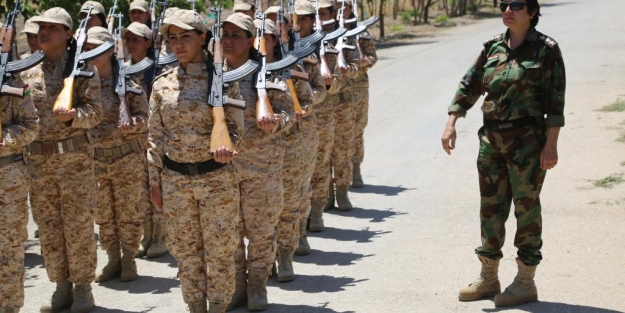 Kadın Peşmergelere kendinizi öldürün talimatı