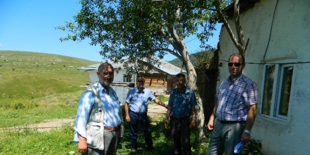 Posof’ta En Temiz Köy Armutveren Seçildi