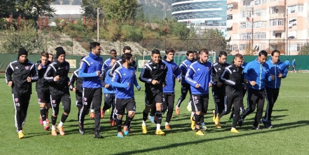 Kardemir Karabükspor’da, Galatasaray Maçı Hazırlıkları Sürüyor