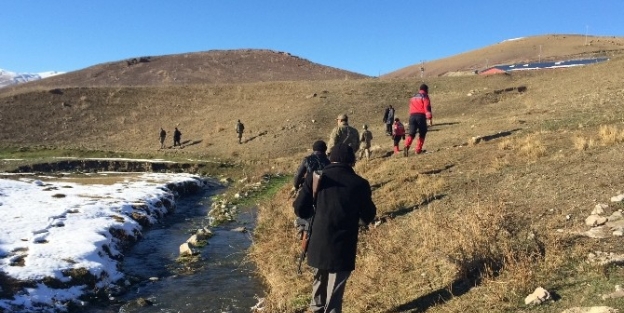 Van’da Kayıp Nehir İçin Jandarma Ve Polis Ortak Çalişiyor