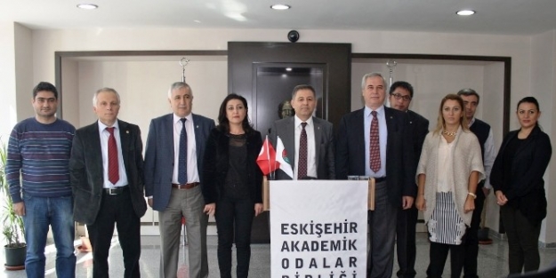 Eskişehir’de Kent Meydanı Tartışması Sürüyor