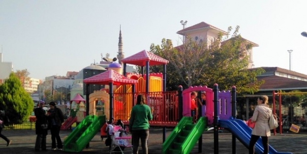 Bandırmalılar Sıcak Havanın Tadını Çikartti