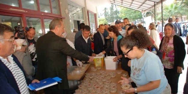 Didim Belediyesinden Aşure Hayrı