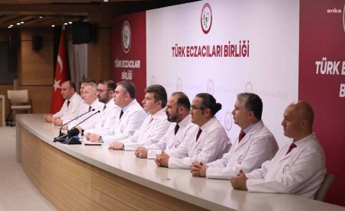 Türk Eczacıları Birliği'nden miting kararı: "Hakkımız olanı alana kadar mücadelemize devam edeceğiz"