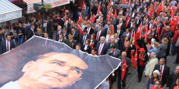 Çeşme Ata’sını ’’sarızeybek’’le Anacak