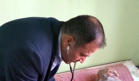 Başhekim Öner Evde Sağlık Hizmetlerini Bizzat Yürütüyor