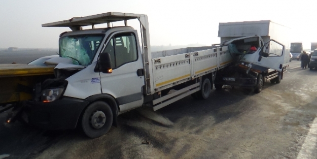 TEM'de zincirleme kaza, 6 yaralı