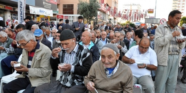 Erdemli Müftülüğü’nden Aşure İkrami