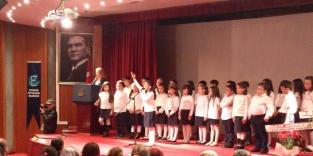 Meserret İnal İlkokulu’ndan “atatürk Ve Cumhuriyet” Konulu Program