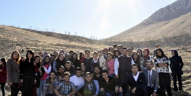 Gürün’de 300 Bin Fidan Toprakla Buluştu