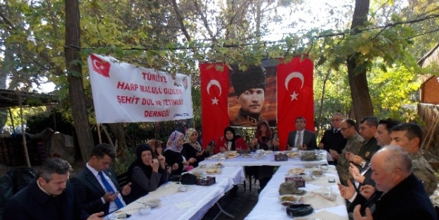 Kırıkkale’de Şehit Ve Gazi Aileleri Aşura Günü Düzenledi
