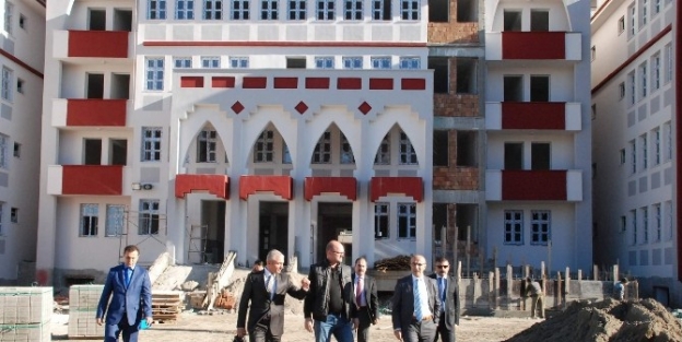 Vali Demirtaş, "eğitim Vazgeçilmezimizdir"