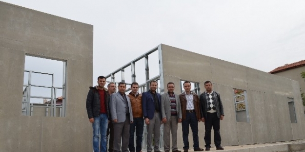 Kula’daki Sağlık Ocağı İnşaati Hız Kesmiyor