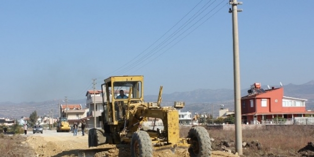 Dikili’de Hizmet Atakları Sürüyor