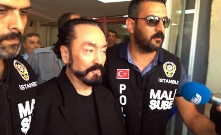 Adnan Oktar'a 8 bin 658 yıl hapis cezası