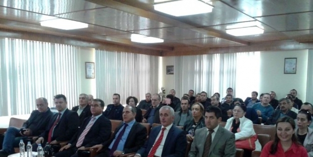 Balıkesir Vergi Dairesi Başkanı Hüseyin Erol Edremit’te Torba Yasa’yı Anlattı