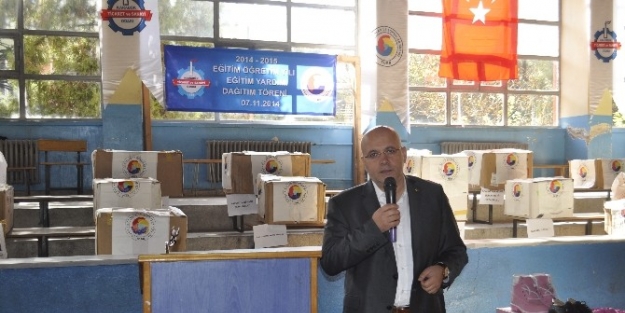 Karabük Tso’dan Bin Öğrenciye Kaban Ve Ayakkabı Yardımı