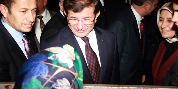 60 yaşındaki kadın Başbakan için 5 km yürüdü