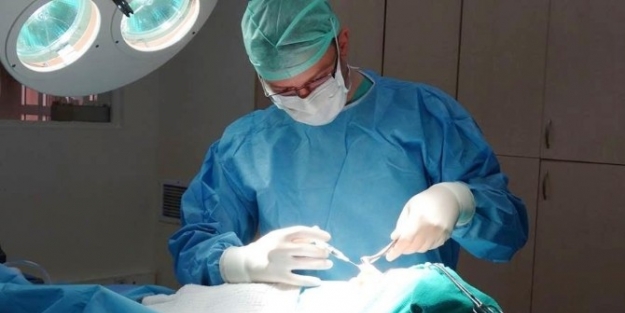 Facebook, Selfie’nin Yaygınlaşması Estetiğe Olan Rağbeti Artırdı