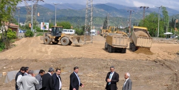 Nazilli Osb Çevre Yolu Girişine Trafik Işiklandirmasi Yapıldı