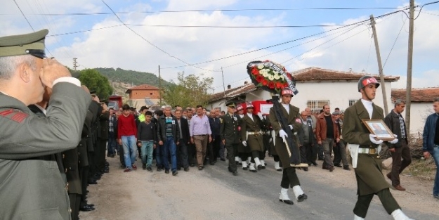 Kore Gazisi Akçay Son Yolculuğuna Uğurlandı