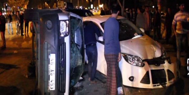 Kahramanmaraş'da feci kaza, 2 yaralı