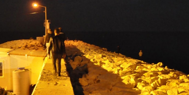 Tekne alabora oldu bir kişi kayıp