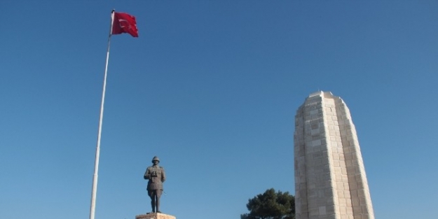 450 Kadın Şehitler İçin Dua Etti