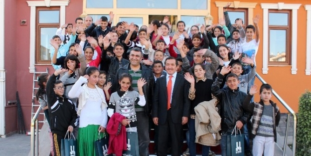 Erzurum Öğrencileriyle Buluşuyor