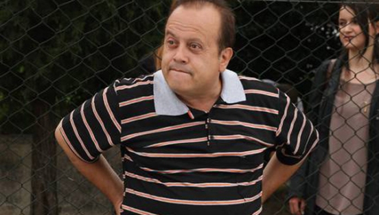 Ünlü oyuncu hastanelik oldu!