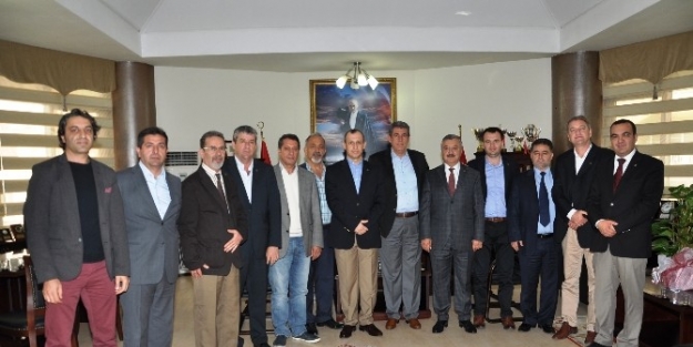 Müteahhitler Kentsel Dönüşüm İçin Başkan Turunda