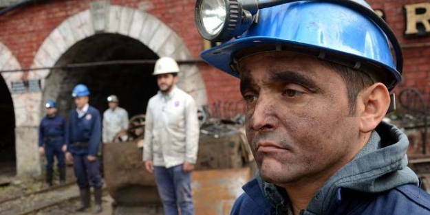 Madencilerden Ata'ya büyük saygı!