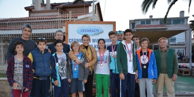 “urla’nın Gururları”na Baklavalı Tebrik