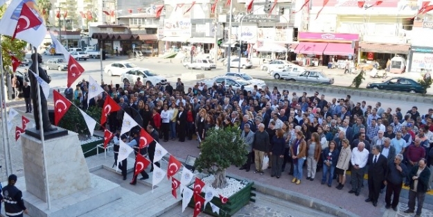 Mezitli Belediyesi Ata’yı Törenle Andı