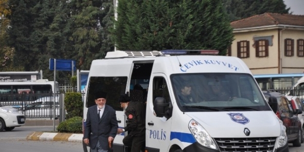 Çevik Kuvvet Polisleri’nden Örnek Davranış