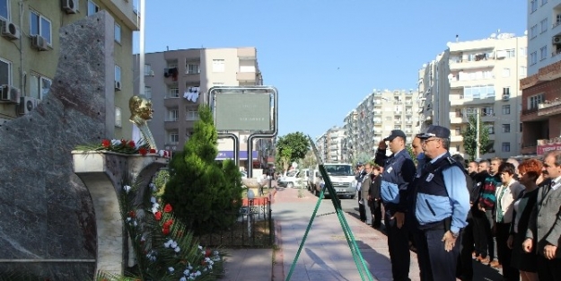 Toroslar Belediyesi’nde Atatürk’ü Anma Töreni Düzenlendi